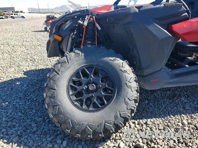 Zdjęcie 9 z 10 samochodu: 2025 CAN-AM MAVERICK X3 UTILITY VEHICLE VIN:3JBVMAY24SE000103 - miniatura