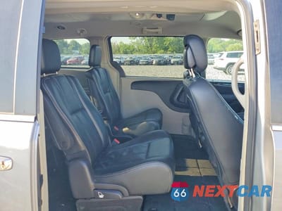 Zdjęcie 11 z 13 samochodu: 2016 CHRYSLER TOWN & COUNTRY TOURING VIN:2C4RC1BG4GR127882 - miniatura