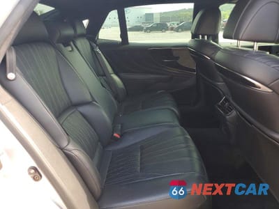 Zdjęcie 10 z 12 samochodu: 2018 LEXUS LS 500 VIN:JTHC5LFF3J5000976 - miniatura
