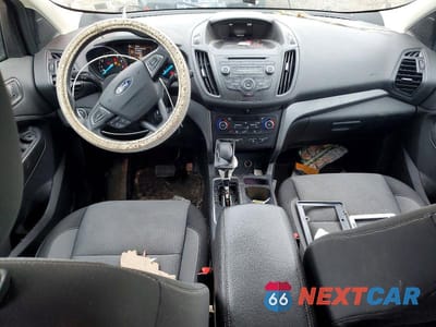 Zdjęcie 8 z 13 samochodu: 2018 FORD ESCAPE SE VIN:1FMCU9GD2JUC84395 - miniatura