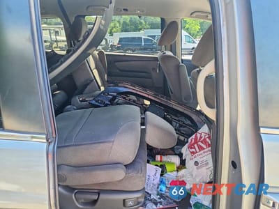 Zdjęcie 11 z 13 samochodu: 2016 HONDA ODYSSEY SE VIN:5FNRL5H33GB159228 - miniatura