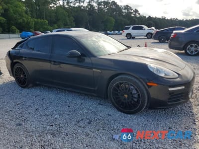 Czwarte zdjęcie samochodu z boku: 2016 PORSCHE PANAMERA 2 VIN:WP0AA2A75GL002215 - miniatura