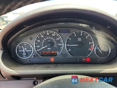 Zdjęcie 9 z 12 samochodu: 2002 BMW Z3 3.0 VIN:4USCN53492LL50393 - miniatura