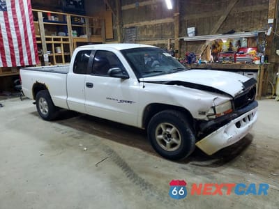 Czwarte zdjęcie samochodu z boku: 2000 DODGE DAKOTA VIN:1B7GL22X9YS563205 - miniatura