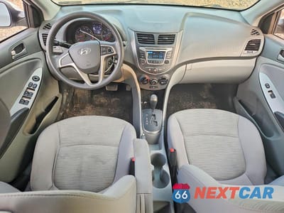Zdjęcie 8 z 12 samochodu: 2017 HYUNDAI ACCENT SE VIN:KMHCT5AE3HU363209 - miniatura