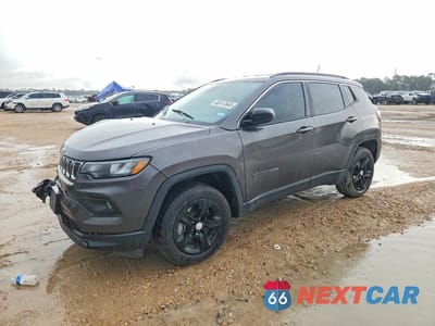 2023 JEEP COMPASS LATITUDE 3C4NJDBNXPT519492 - główne zdjęcie licytacji z USA - miniatura