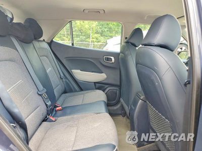 Zdjęcie 10 z 12 samochodu: 2022 HYUNDAI VENUE LIMITED VIN:KMHRC8A35NU157881 - miniatura