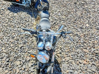 Piąte zdjęcie samochodu w środku: 2005 VICTORY MOTORCYCLES VEGAS 8-BALL VIN:5VPAB16D053008055 - miniatura