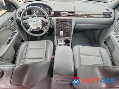Zdjęcie 8 z 12 samochodu: 2005 MERCURY MONTEGO LUXURY VIN:1MEFM40195G609244 - miniatura
