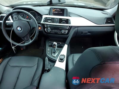 Zdjęcie 8 z 12 samochodu: 2017 BMW 320 XI VIN:WBA8E5G34HNU42616 - miniatura