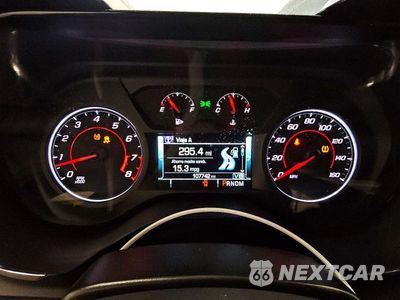 Zdjęcie 9 z 12 samochodu: 2016 CHEVROLET CAMARO LT VIN:1G1FB1RSXG0122205 - miniatura