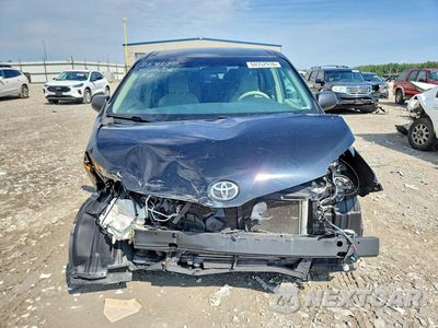 Piąte zdjęcie samochodu w środku: 2012 TOYOTA SIENNA BASE 7-PASSENGER VIN:5TDZK3DC6CS191948 - miniatura