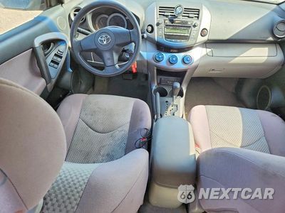 Zdjęcie 8 z 13 samochodu: 2008 TOYOTA RAV4 BASE VIN:JTMBD33V486069756 - miniatura