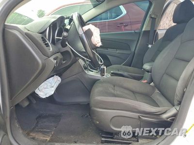Zdjęcie 7 z 12 samochodu: 2014 CHEVROLET CRUZ VIN:1G1PC5SB1E7477500 - miniatura