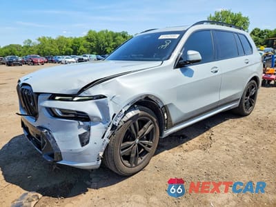 2025 BMW X7 XDRIVE40I 5UX23EM06S9X20648 - główne zdjęcie licytacji z USA - miniatura