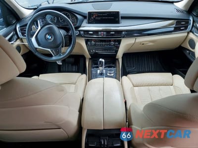 Zdjęcie 8 z 14 samochodu: 2016 BMW X5 SDRIVE35I VIN:5UXKR2C5XG0R71131 - miniatura