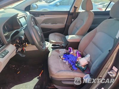 Zdjęcie 7 z 12 samochodu: 2018 HYUNDAI ELANTRA SEL VIN:5NPD84LF1JH341283 - miniatura