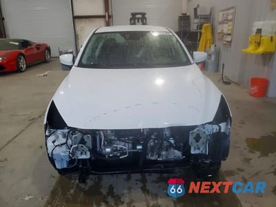 Piąte zdjęcie samochodu w środku: 2018 TOYOTA YARIS IA BASE VIN:3MYDLBYV0JY311568 - miniatura