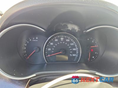 Zdjęcie 9 z 13 samochodu: 2014 KIA SORENTO LX VIN:5XYKT3A61EG523193 - miniatura