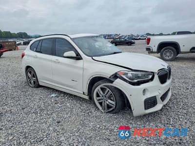 Czwarte zdjęcie samochodu z boku: 2017 BMW X1 SDRIVE28I VIN:WBXHU7C36H5H36418 - miniatura