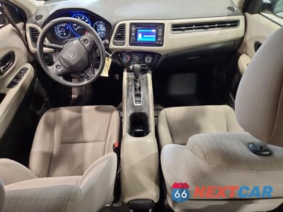 Zdjęcie 8 z 14 samochodu: 2018 HONDA HR-V LX VIN:3CZRU6H31JG706897 - miniatura