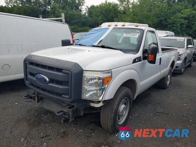 2015 FORD F250 SUPER DUTY 1FTBF2A61FEA70446 - główne zdjęcie licytacji z USA - miniatura
