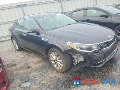 Czwarte zdjęcie samochodu z boku: 2018 KIA OPTIMA S VIN:5XXGT4L31JG218452 - miniatura