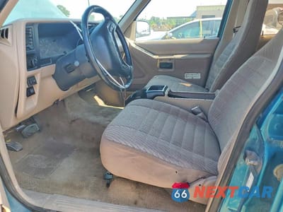 Zdjęcie 7 z 13 samochodu: 1993 FORD EXPLORER VIN:1FMDU32X1PUC22935 - miniatura