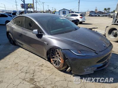 Czwarte zdjęcie samochodu z boku: 2025 TESLA MODEL 3 VIN:5YJ3E1EA5SF997393 - miniatura