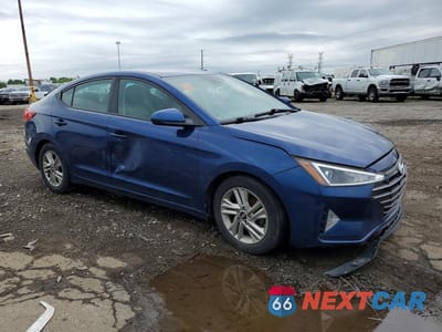Czwarte zdjęcie samochodu z boku: 2020 HYUNDAI ELANTRA SEL VIN:5NPD84LF8LH560700 - miniatura