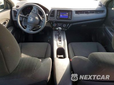 Zdjęcie 8 z 12 samochodu: 2017 HONDA HR-V LX VIN:3CZRU5H39HG706991 - miniatura