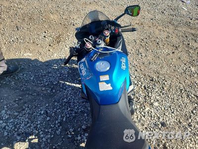 Zdjęcie 6 z 9 samochodu: 2027 APRILIA RSV4 1100 VIN:ZD4XPUA00VS000449 - miniatura