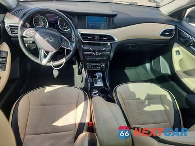 Zdjęcie 8 z 13 samochodu: 2019 INFINITI QX30 LUXE VIN:SJKCH5CR1KA011001 - miniatura
