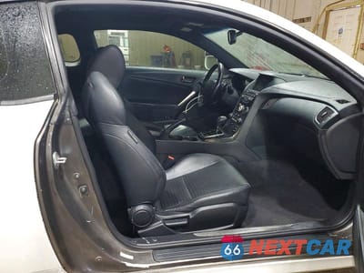Zdjęcie 10 z 12 samochodu: 2013 HYUNDAI GENESIS COUPE 3.8L VIN:KMHHU6KJ6DU107550 - miniatura