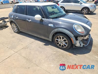 Czwarte zdjęcie samochodu z boku: 2015 MINI COOPER S VIN:WMWXU3C52F2B59319 - miniatura