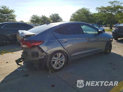 Trzecie zdjęcie samochodu z tyłu: 2019 HYUNDAI ELANTRA SE VIN:5NPD84LF1KH485661 - miniatura