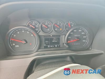 Zdjęcie 9 z 12 samochodu: 2023 CHEVROLET SILVERADO K1500 VIN:3GCUDAED9PG292812 - miniatura