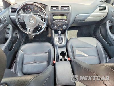Zdjęcie 8 z 12 samochodu: 2014 VOLKSWAGEN JETTA TDI VIN:3VWLL7AJ5EM288233 - miniatura