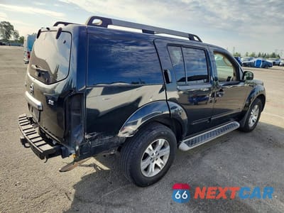Trzecie zdjęcie samochodu z tyłu: 2010 NISSAN PATHFINDER S/LE/SE VIN:5N1AR1NN3AC606148 - miniatura