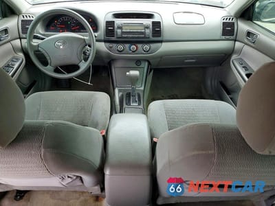 Zdjęcie 8 z 12 samochodu: 2005 TOYOTA CAMRY LE VIN:4T1BE32K15U391746 - miniatura