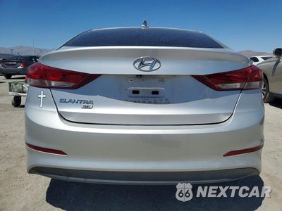 Zdjęcie 6 z 12 samochodu: 2018 HYUNDAI ELANTRA SE VIN:5NPD74LF7JH385372 - miniatura
