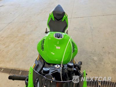 Piąte zdjęcie samochodu w środku: 2025 KAWASAKI ZX636 K VIN:JKBZXJK18SA007120 - miniatura