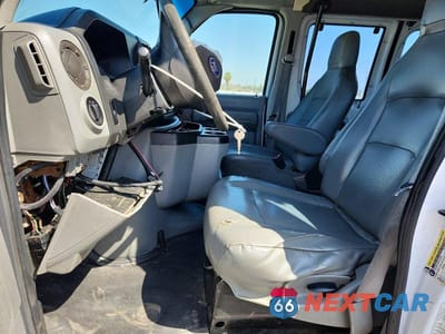 Zdjęcie 7 z 13 samochodu: 2013 FORD ECONOLINE E150 VAN VIN:1FTNE1EW6DDA15062 - miniatura