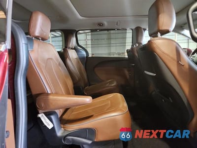 Zdjęcie 11 z 13 samochodu: 2018 CHRYSLER PACIFICA LIMITED VIN:2C4RC1GG4JR186706 - miniatura