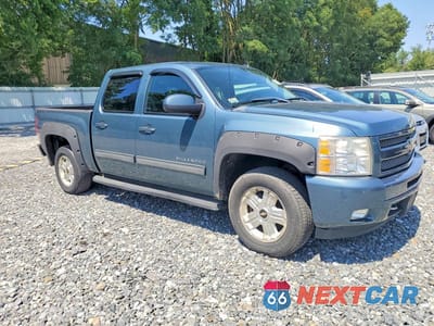 Czwarte zdjęcie samochodu z boku: 2010 CHEVROLET SILVERADO K1500 LTZ VIN:3GCRKTE31AG193794 - miniatura