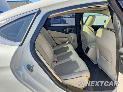 Zdjęcie 10 z 13 samochodu: 2015 CHRYSLER 200 C VIN:1C3CCCCG7FN673639 - miniatura