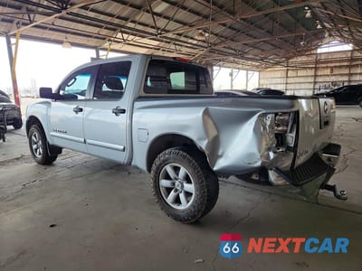 Drugie zdjęcie samochodu z przodu: 2010 NISSAN TITAN SE VIN:1N6AA0ED7AN313464 - miniatura