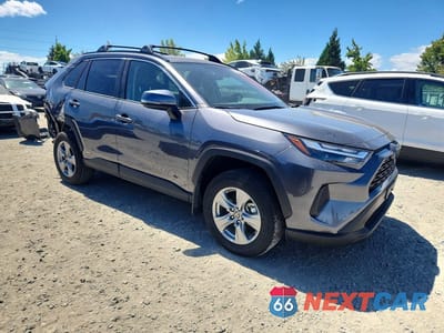 Czwarte zdjęcie samochodu z boku: 2024 TOYOTA RAV4 HYBRID XLE VIN:4T3RWRFV2RU143425 - miniatura