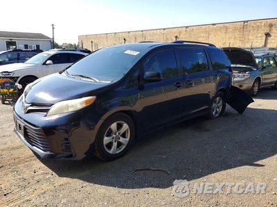 2018 TOYOTA SIENNA LE 5TDKZ3DC6JS903191 - główne zdjęcie licytacji z USA - miniatura