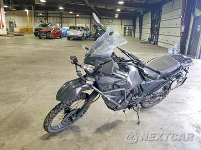Trzecie zdjęcie samochodu z tyłu: 2022 KAWASAKI KL650 L VIN:ML5KLEL15NDA02678 - miniatura